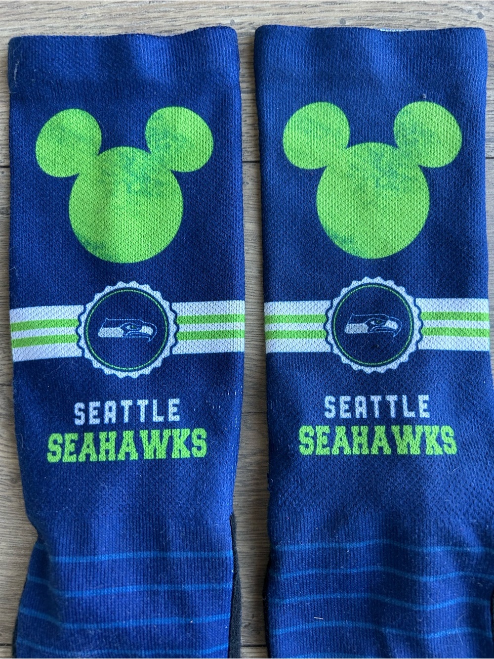 Seattle Seahawks x Disney Crew Socks - Navy & Green - 3 Pairs - Picture 2 of 8